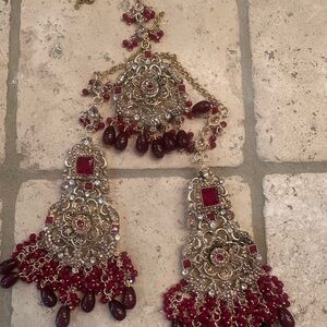 Pakistani earrings and tikka set *brand new*